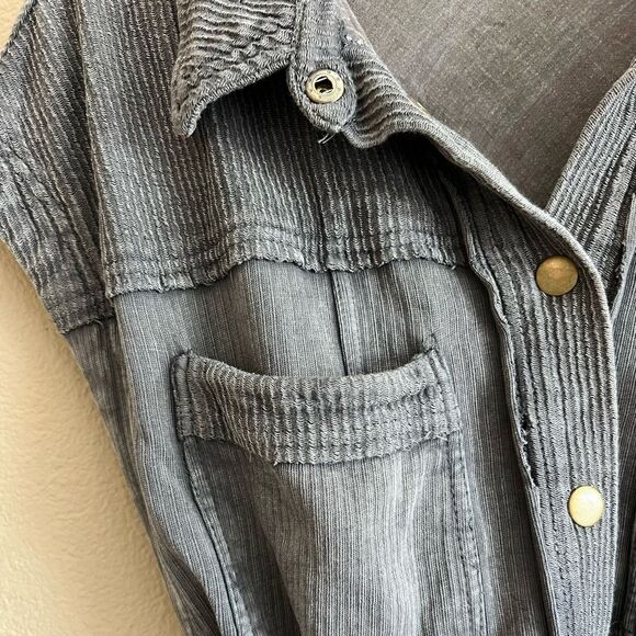 Anthropologie Pilcro Gray Belted Vest - Picture 6 of 13